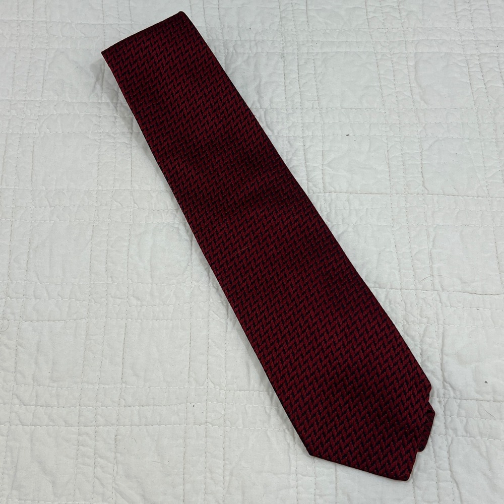 Gianfranco Ferre Mens Silk Tie Burgundy Black Geometric Made in Italy Necktie